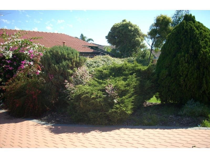 6 Gleneagles Close, Connolly WA 6027