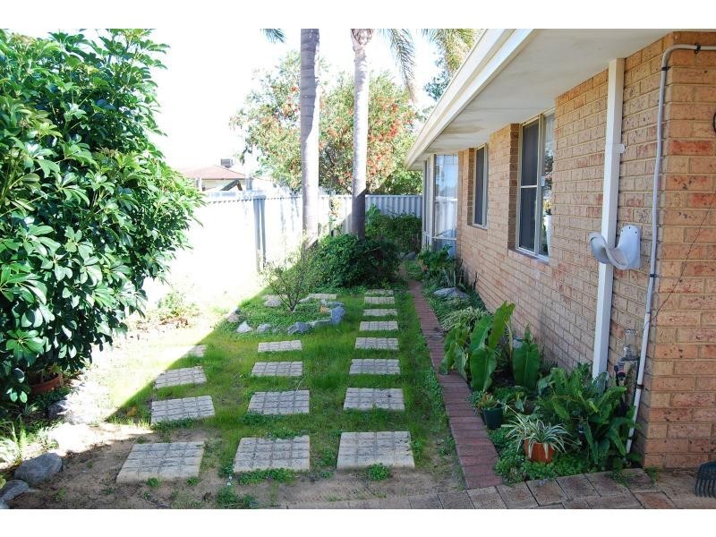 9 Stirling Cove, Mandurah WA 6210