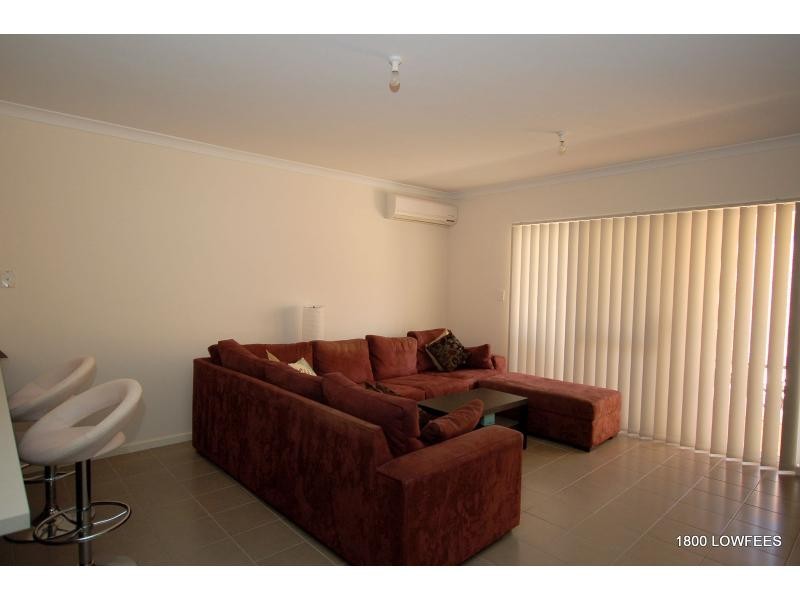 Villa 8/40 Kemp Street, Pearsall WA 6065