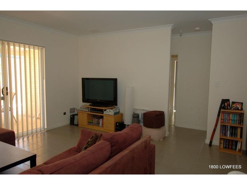 Villa 8/40 Kemp Street, Pearsall WA 6065