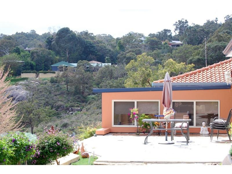 30 Hermes Road, Gooseberry Hill WA 6076