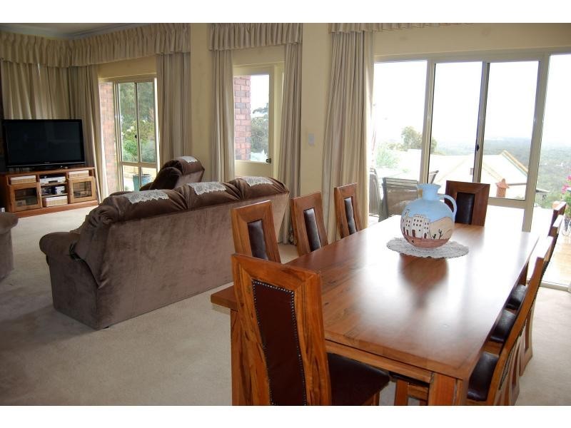 30 Hermes Road, Gooseberry Hill WA 6076