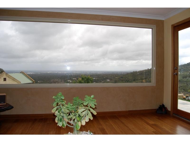 30 Hermes Road, Gooseberry Hill WA 6076