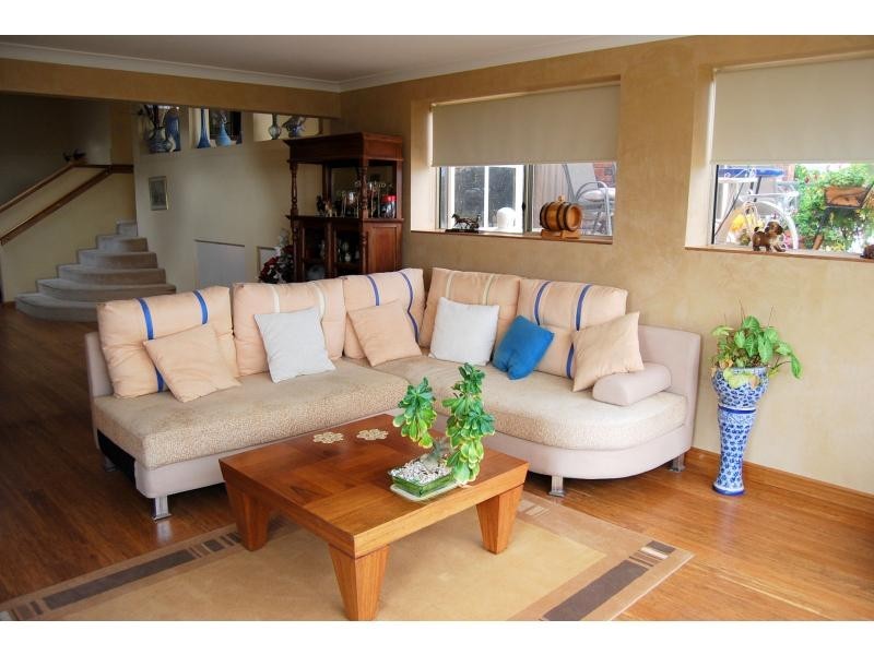 30 Hermes Road, Gooseberry Hill WA 6076