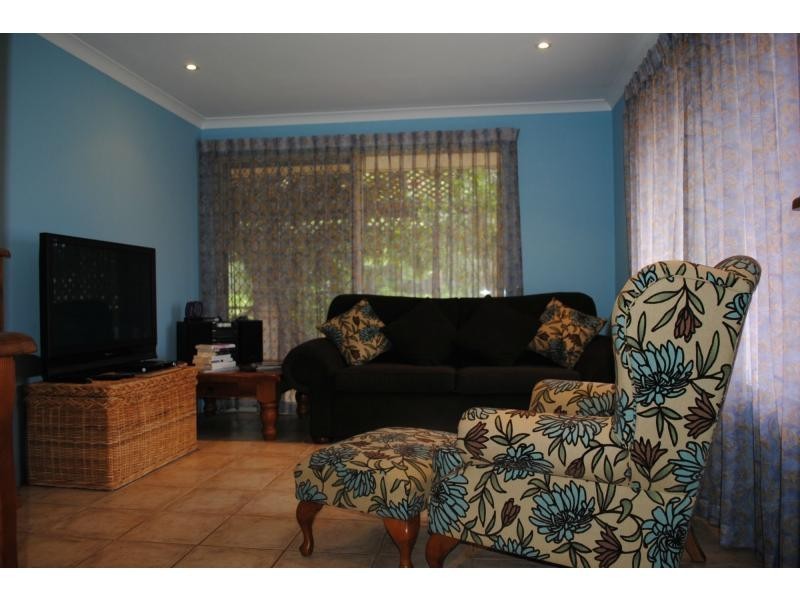 10 Saracen Way, Marangaroo WA 6064