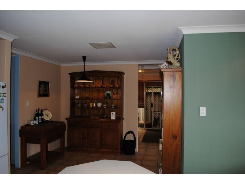 10 Saracen Way, Marangaroo WA 6064