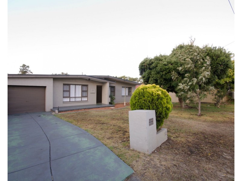 32 Centaurus Street, Rockingham WA 6168