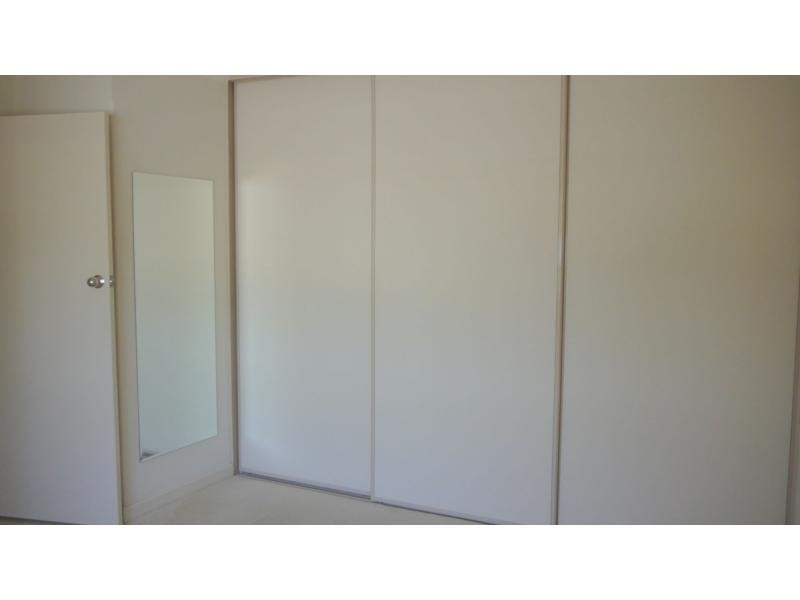 4/32 Pointer Way, Girrawheen WA 6064