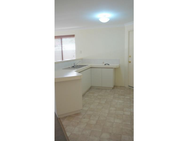 2/144 Kinross Drive, Kinross WA 6028