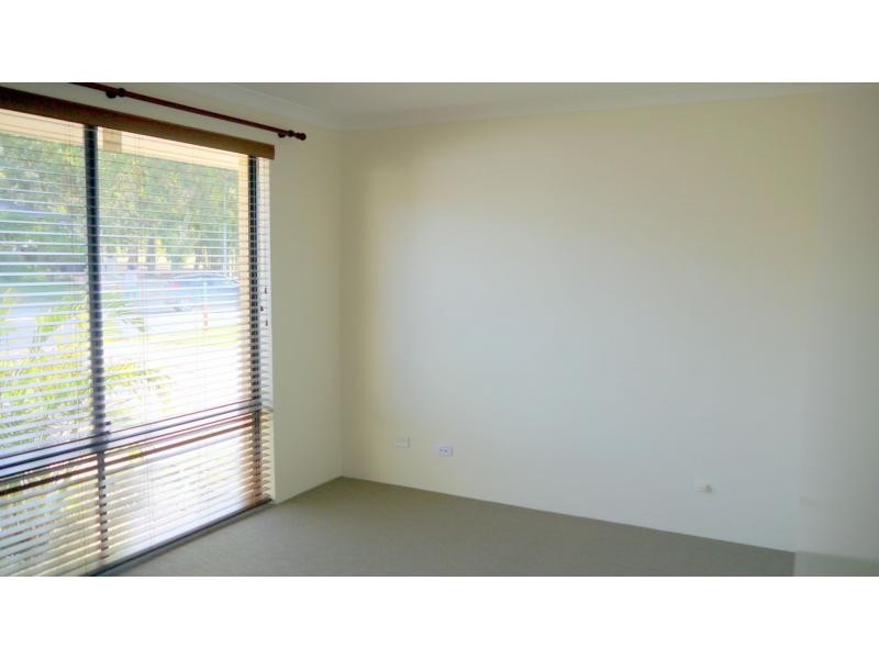 2/144 Kinross Drive, Kinross WA 6028