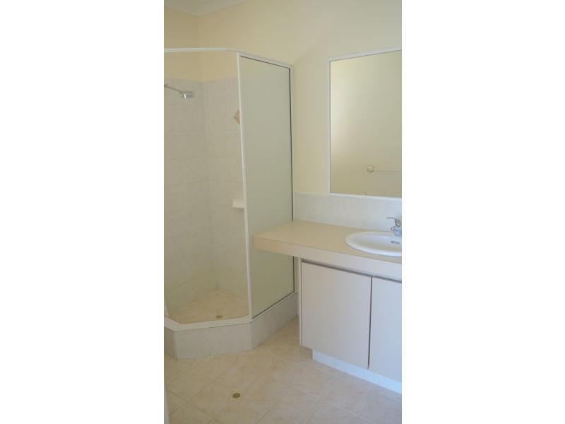 2/144 Kinross Drive, Kinross WA 6028