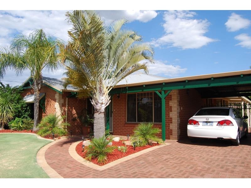 14 Jabiru Close, Huntingdale WA 6110