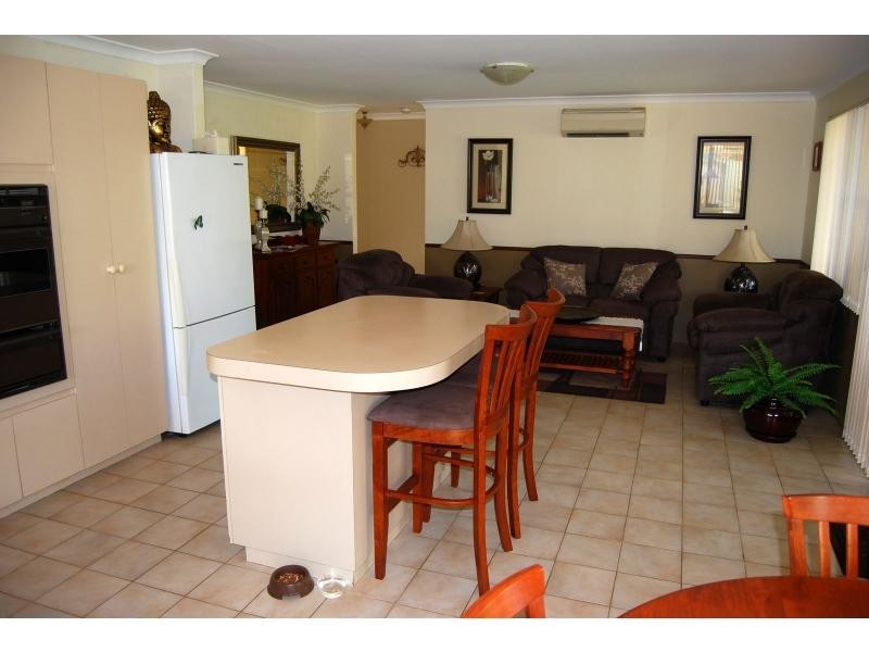 14 Jabiru Close, Huntingdale WA 6110