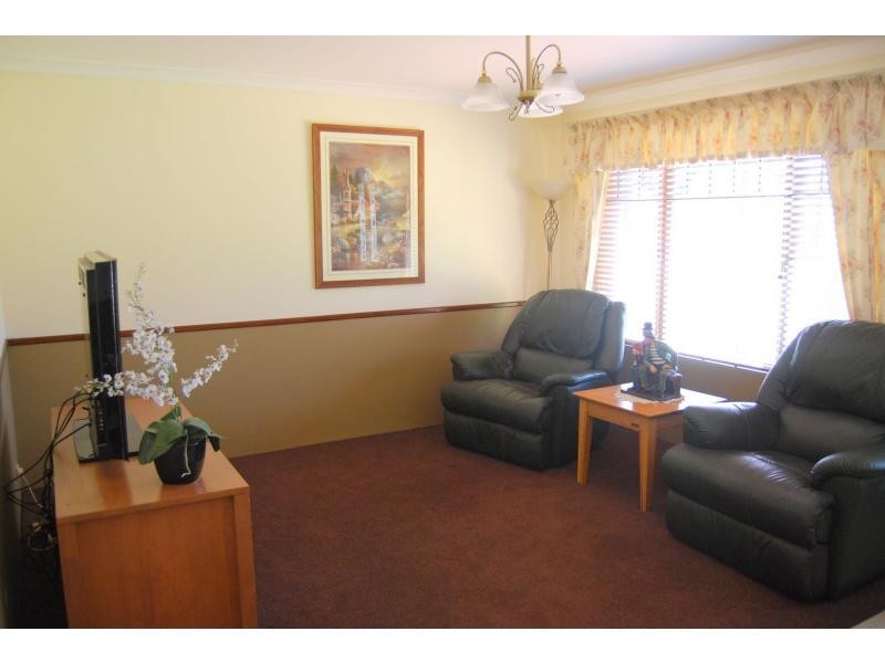 14 Jabiru Close, Huntingdale WA 6110