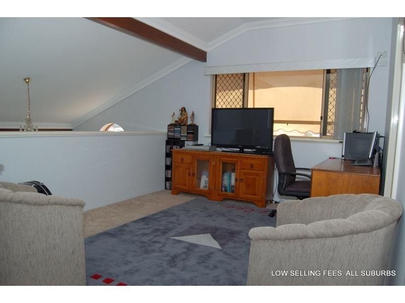 94 Hellfire Drive, Darch WA 6065