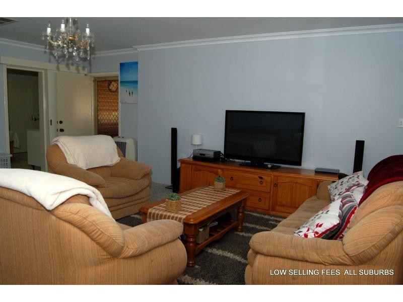 94 Hellfire Drive, Darch WA 6065