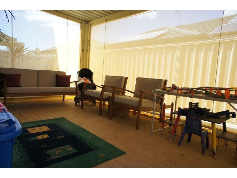 94 Hellfire Drive, Darch WA 6065