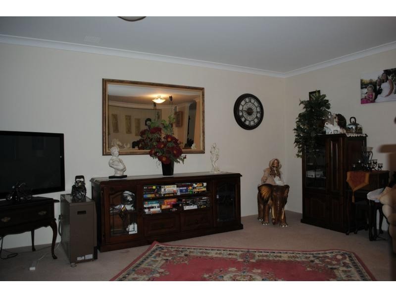 55 Houghton Drive, Carramar WA 6031