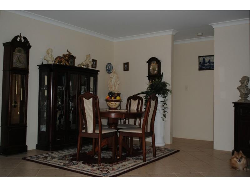 55 Houghton Drive, Carramar WA 6031