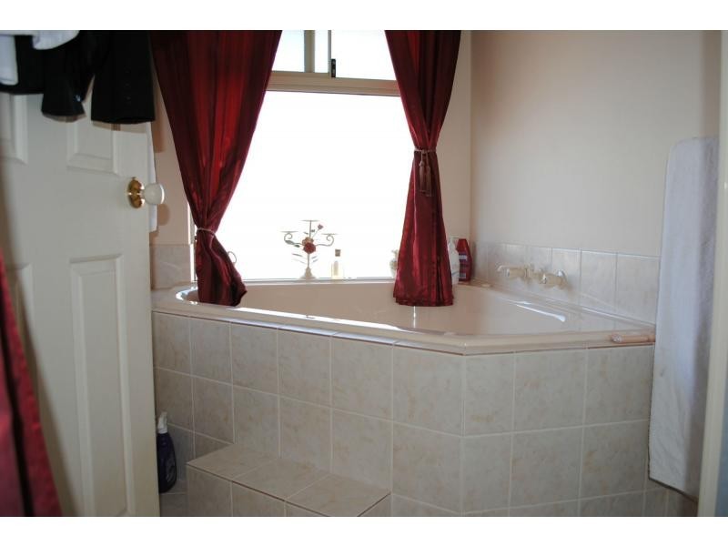 55 Houghton Drive, Carramar WA 6031