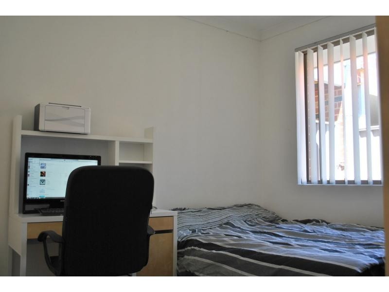 4 Viognier Link, Pearsall WA 6065