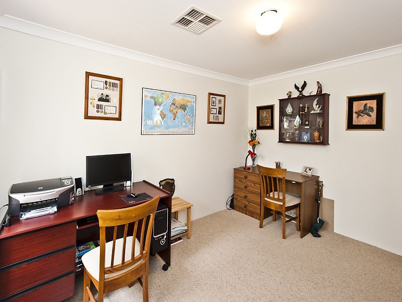 10 Homestead Place, Beechboro WA 6063