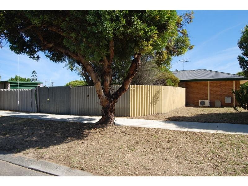 52 Breaden Drive, Cooloongup WA 6168
