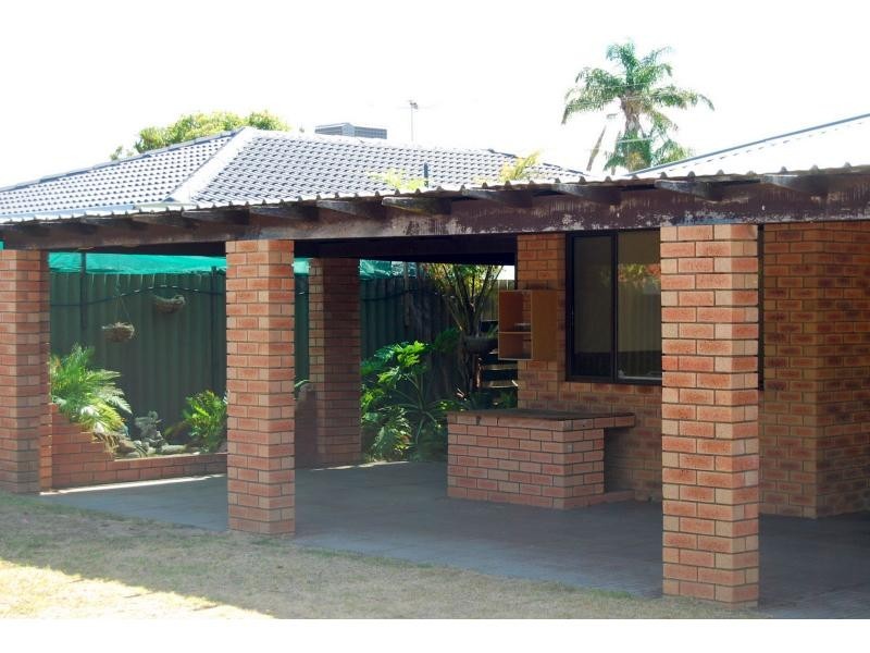 52 Breaden Drive, Cooloongup WA 6168