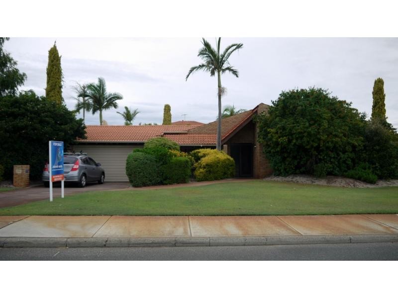 31 Westmorland Drive, Leeming WA 6149