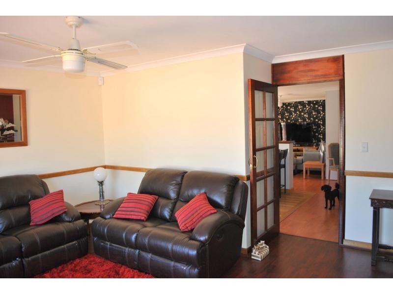 136 Highclere Boulevard, Marangaroo WA 6064