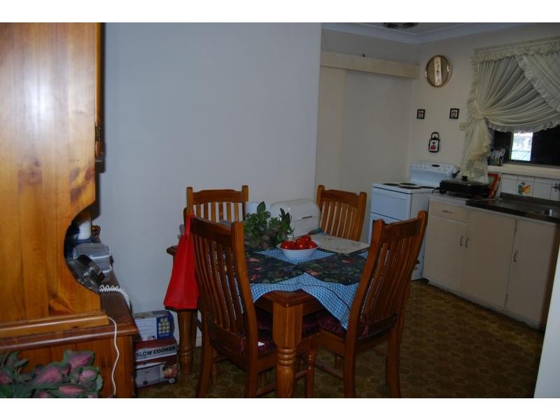 73 River Road, Kelmscott WA 6111