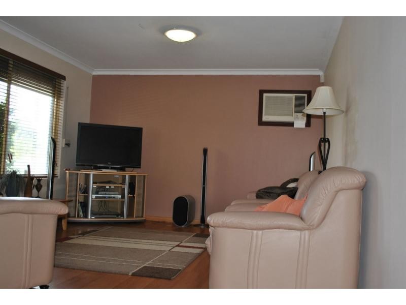 29 Beeston Crescent, Marangaroo WA 6064