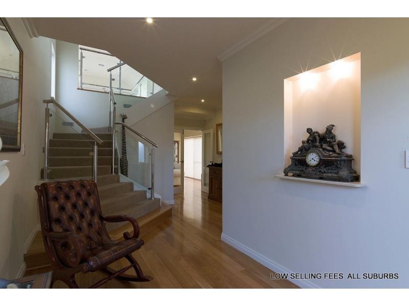 21 Quayside Mews, Hillarys WA 6025