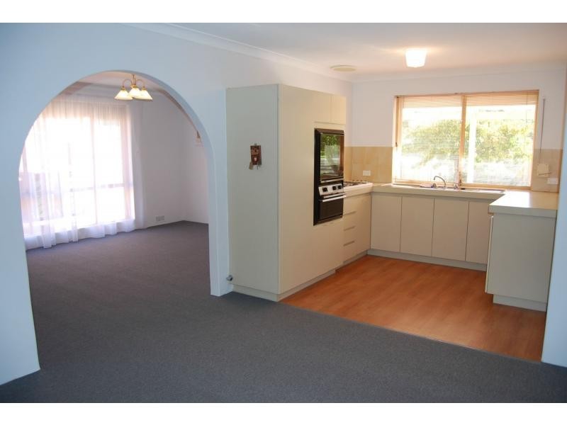 6/13 Grebe Gardens, Yangebup WA 6164