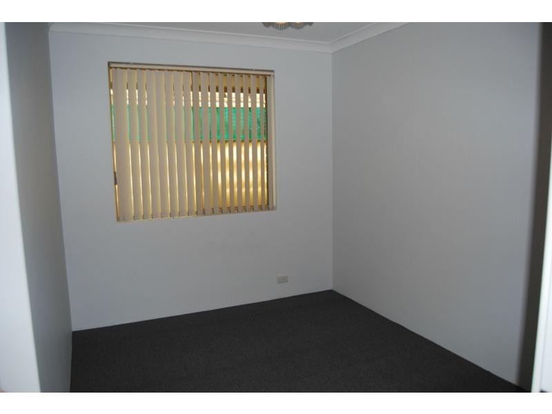 6/13 Grebe Gardens, Yangebup WA 6164