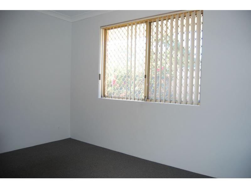 6/13 Grebe Gardens, Yangebup WA 6164