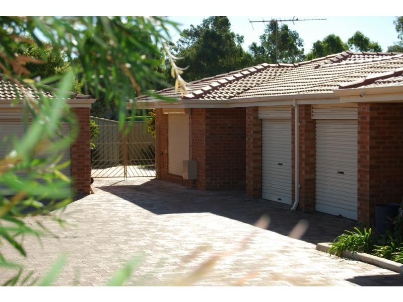 6/13 Grebe Gardens, Yangebup WA 6164