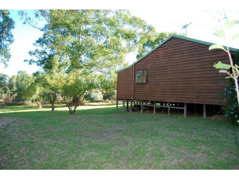 26 Reddy Avenue, Mundaring WA 6073