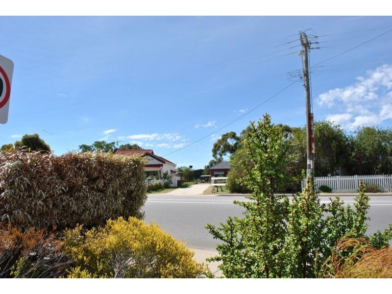 60b Great Northern Highway, Middle Swan WA 6056