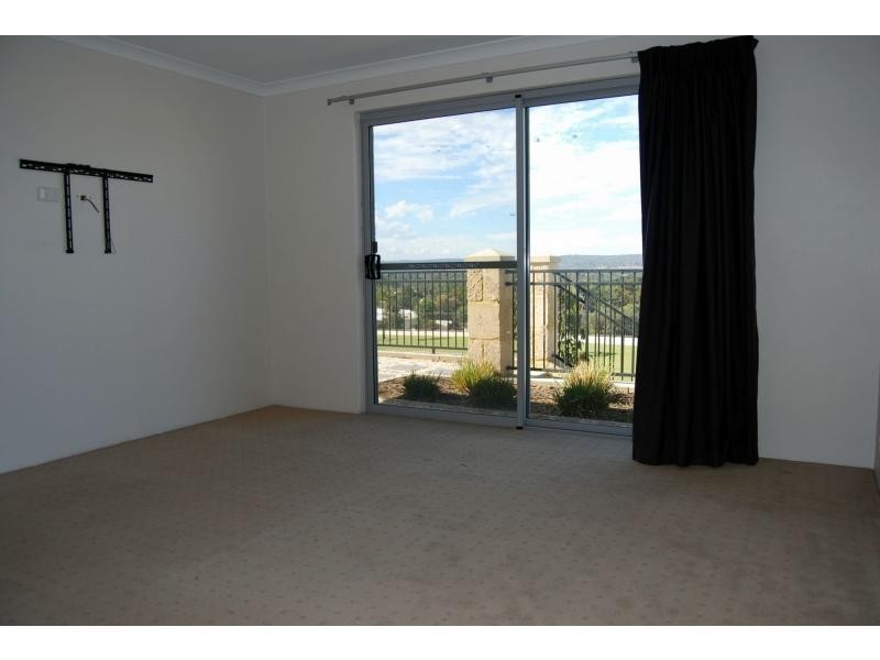 42 Ardmore Parade, Ellenbrook WA 6069