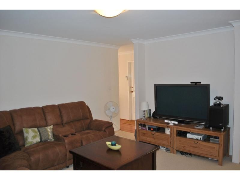 10 Seurat Loop, Ashby WA 6065