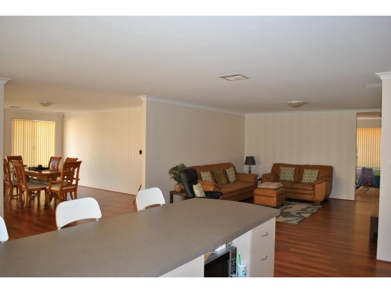 10 Seurat Loop, Ashby WA 6065