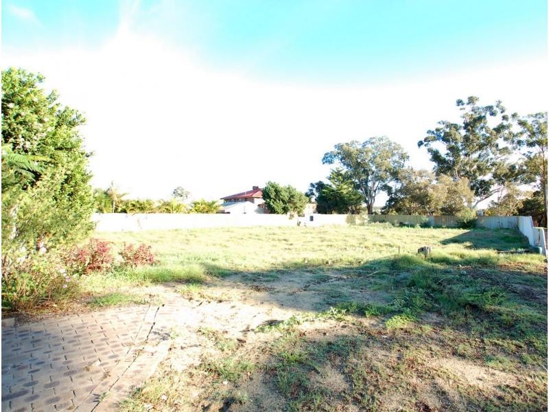 16 Poimena Mews, Kingsley WA 6026