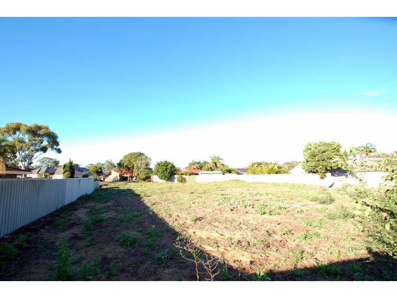 16 Poimena Mews, Kingsley WA 6026