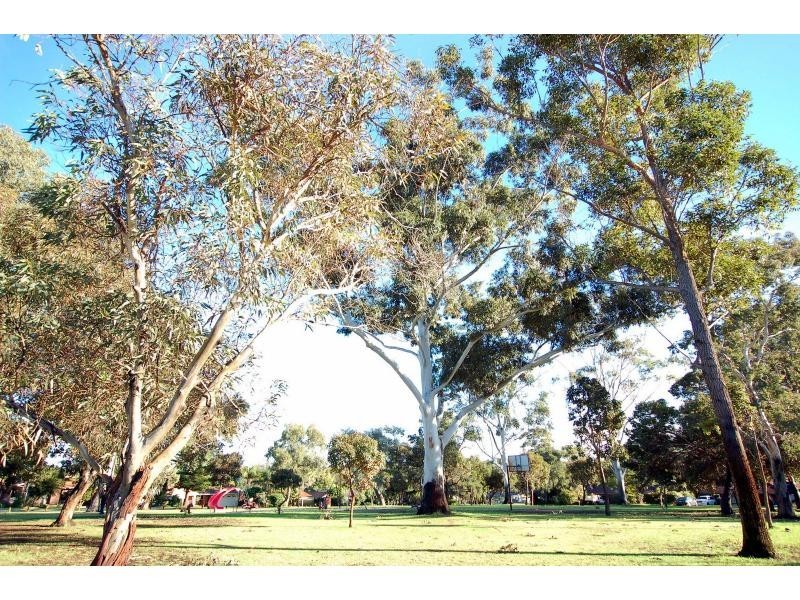 18 Poimena Mews, Kingsley WA 6026