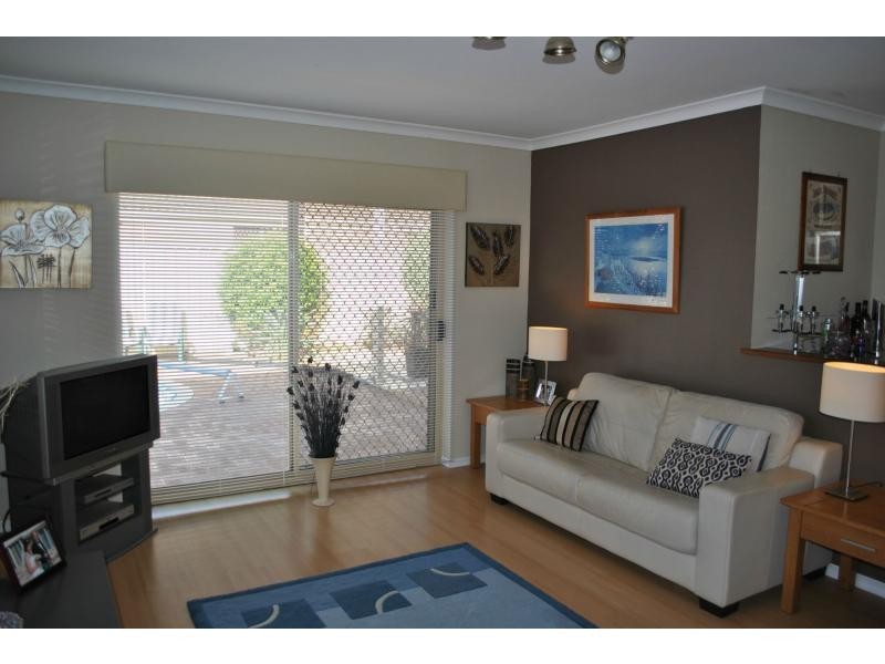 8 Ardrossan Loop, Kingsley WA 6026