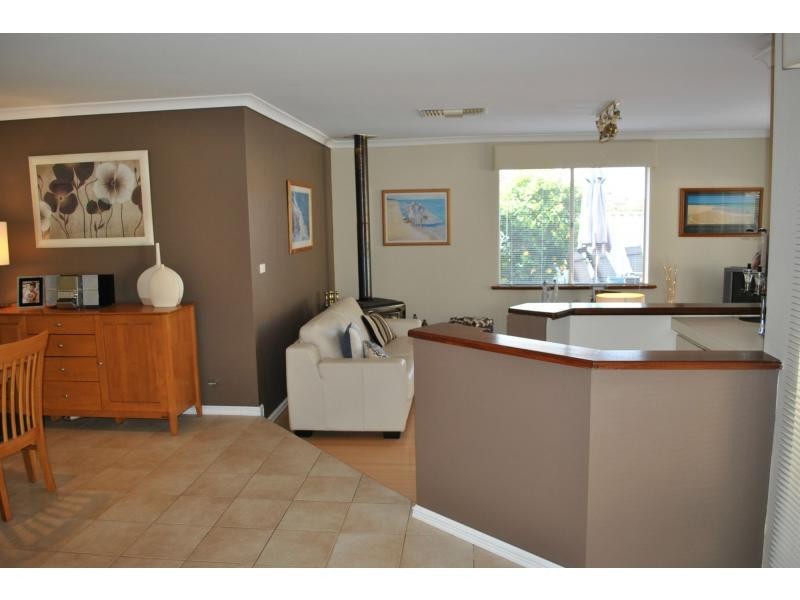 8 Ardrossan Loop, Kingsley WA 6026