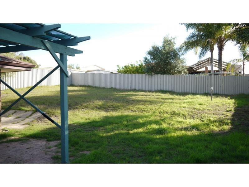 48 Pacific Way, Beldon WA 6027