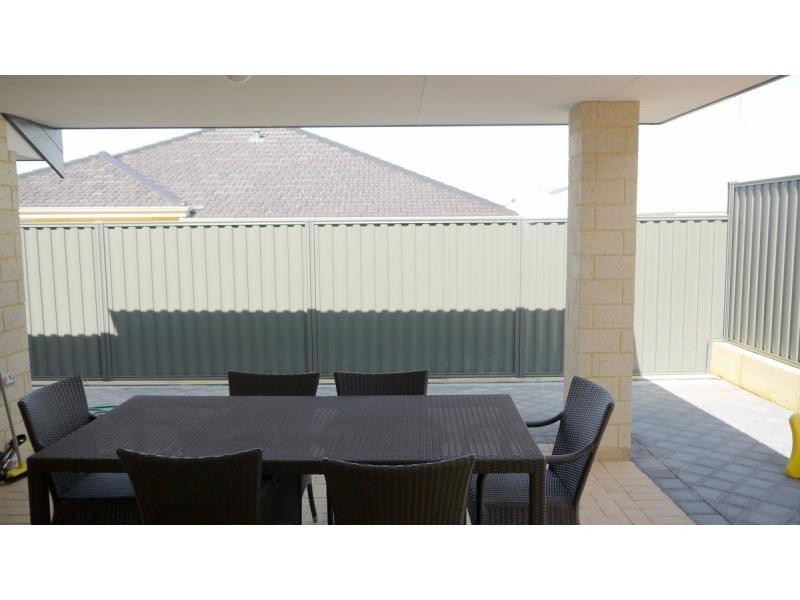 17 Monsanto Street, Landsdale WA 6065