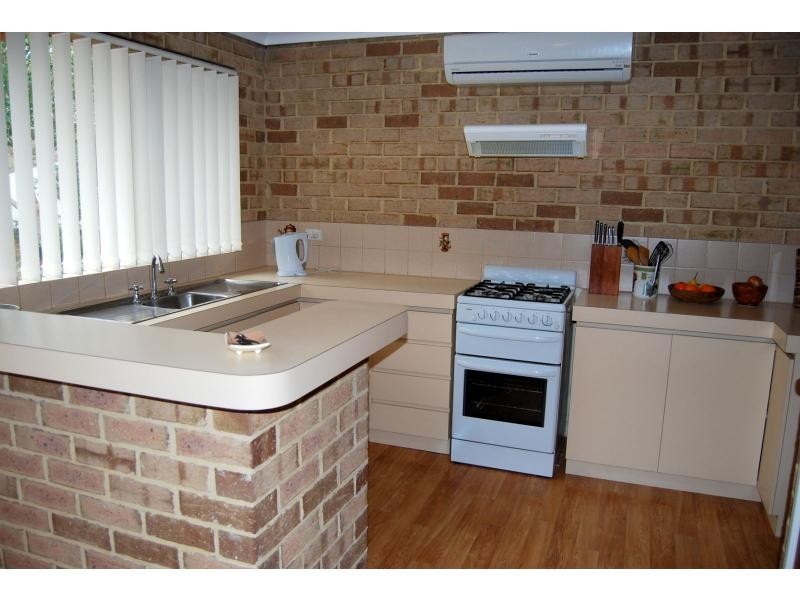 8 Cockatoo Drive, Mundaring WA 6073